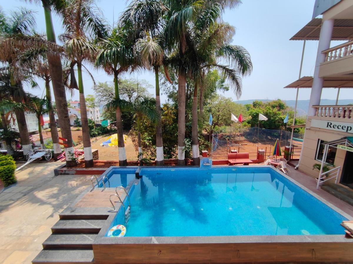 Saga Resort Mahabaleshwar Bagian luar foto